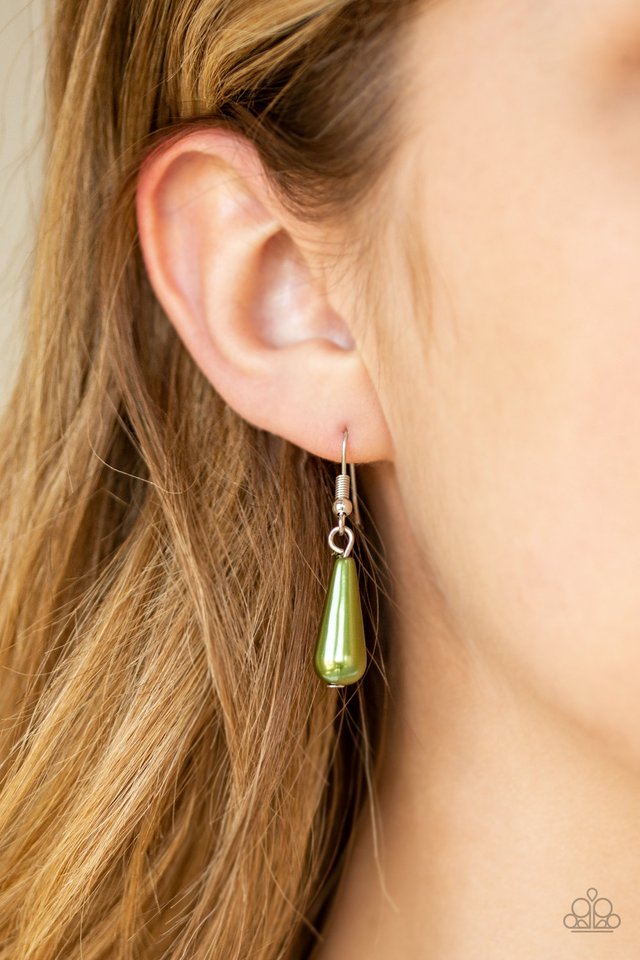 Paparazzi ♥ Fleur de Fringe - Green ♥ Necklace