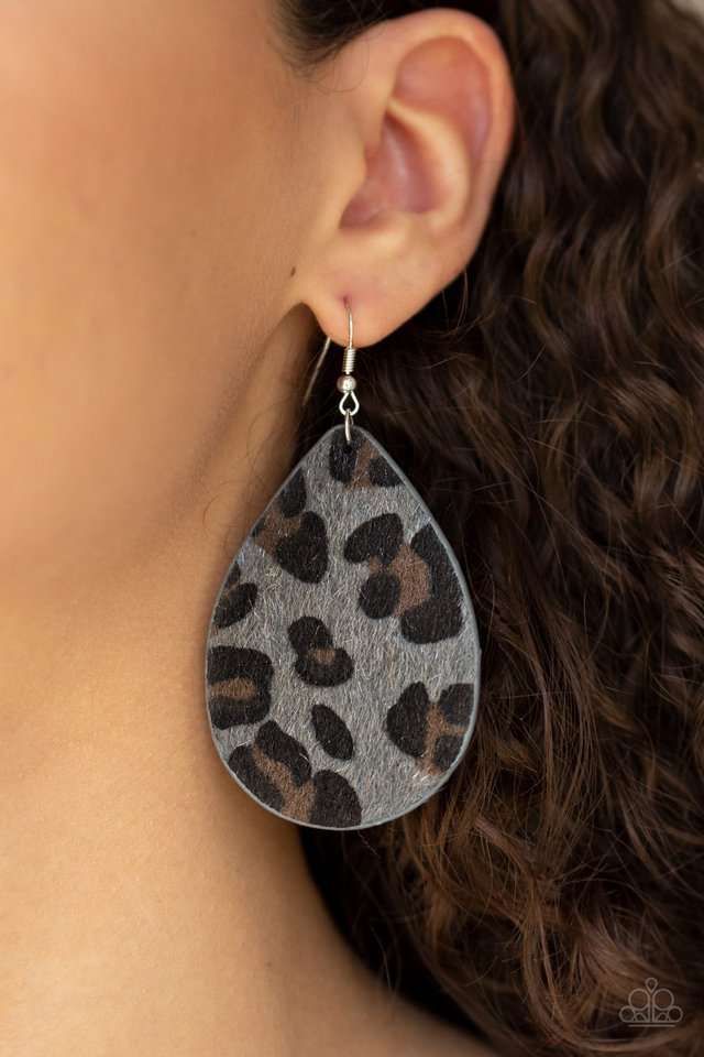 Paparazzi ♥ Ra, Ra, Roar - Silver ♥ Earrings