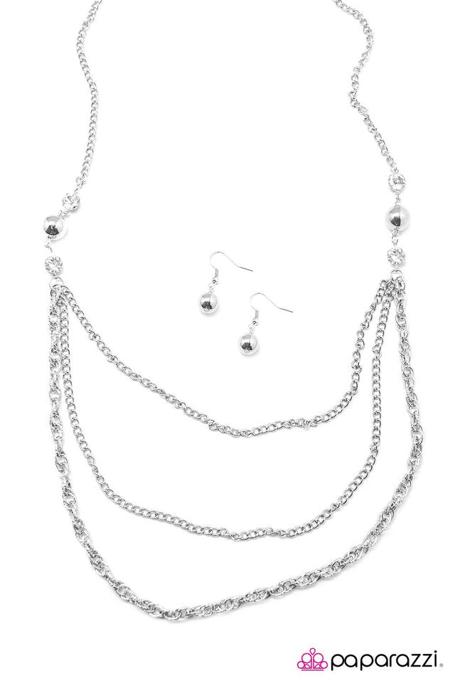 Paparazzi ♥ Watch Your Tone - Silver ♥ Necklace