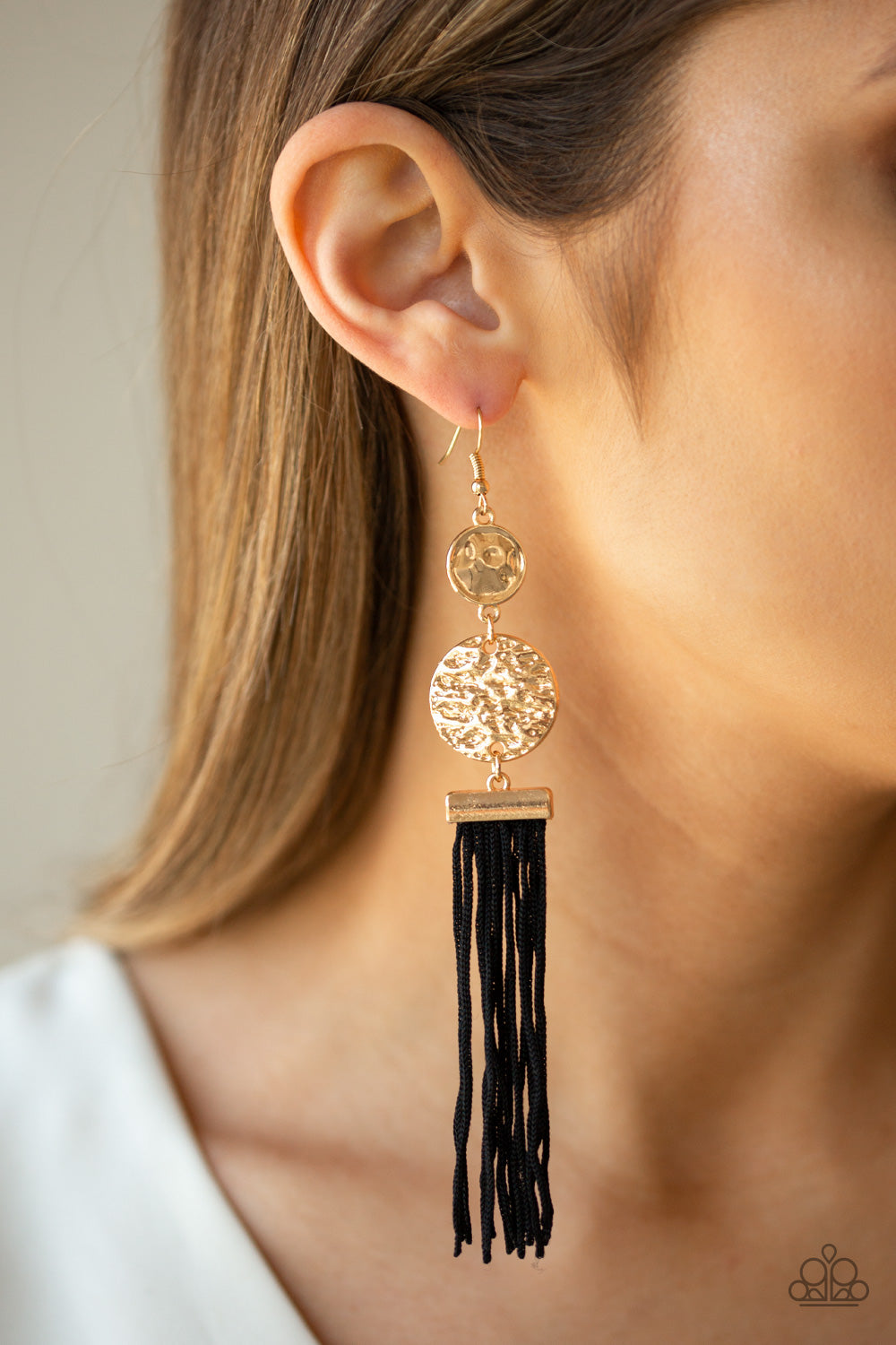 Paparazzi ♥ Lotus Gardens - Gold ♥ Earrings