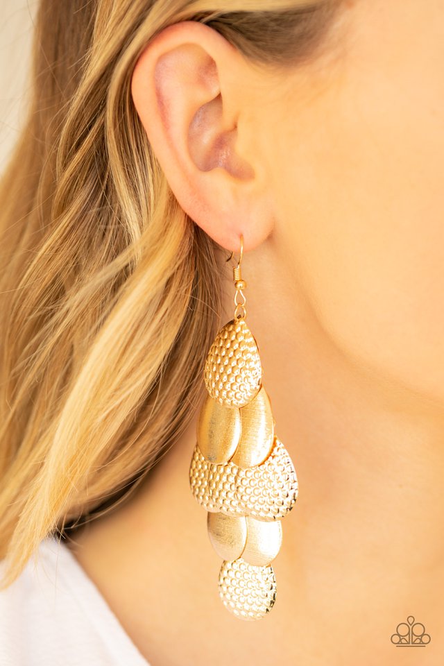 Paparazzi ♥ Chime Time - Gold ♥ Earrings
