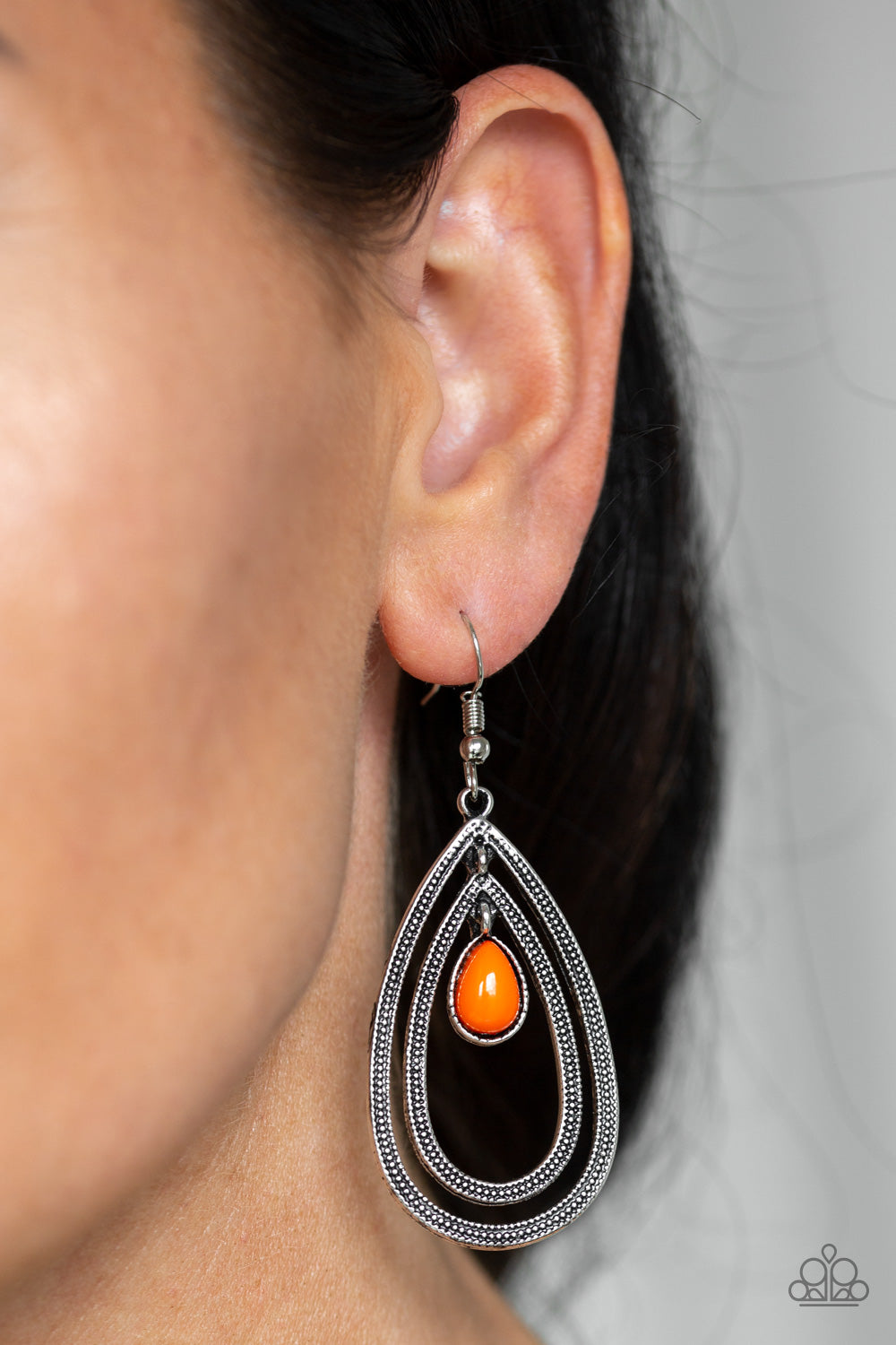 Paparazzi ♥ Drops of Color - Orange ♥ Earrings