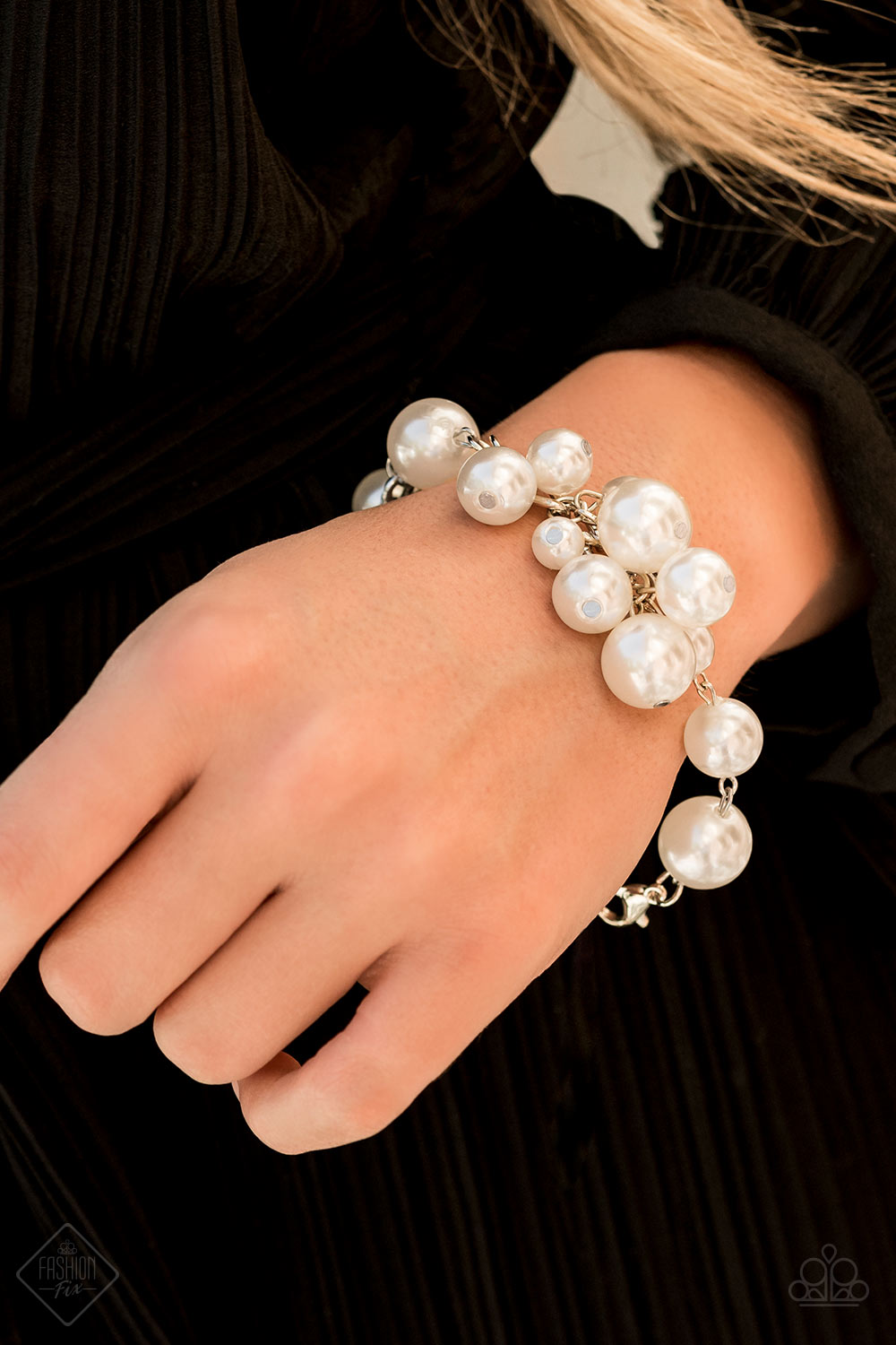 Paparazzi ♥ Girls in Pearls ♥ Bracelet