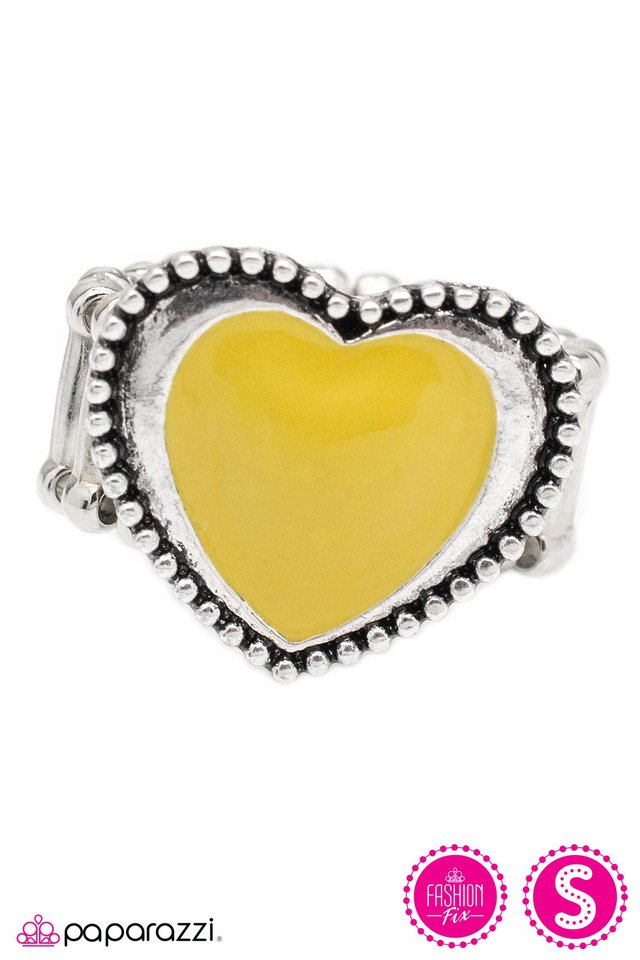 Paparazzi ♥ Wholeheartedly Yours - Yellow ♥ Ring