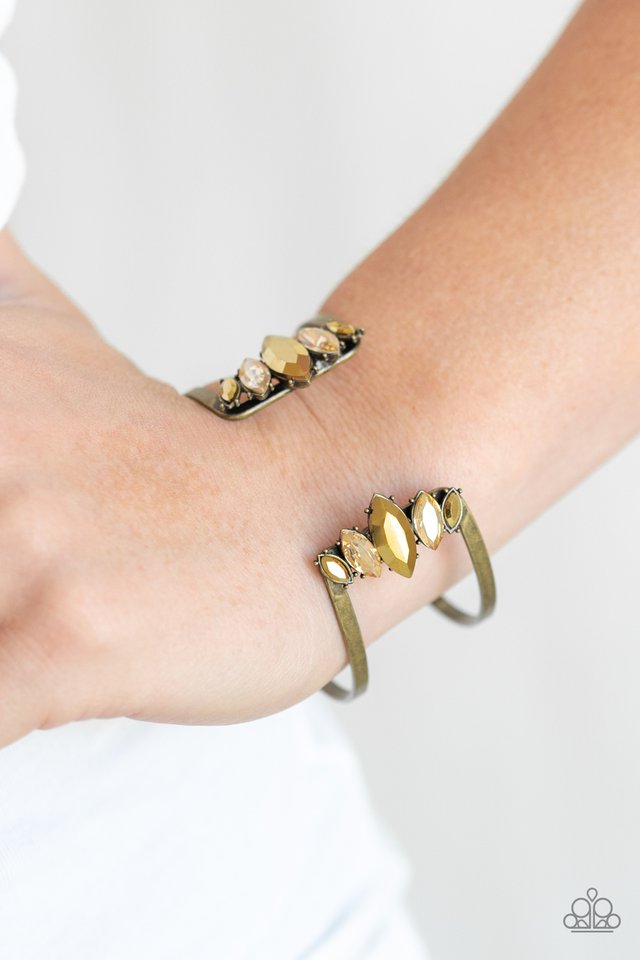 Paparazzi ♥ Glam Power - Brass ♥ Bracelet