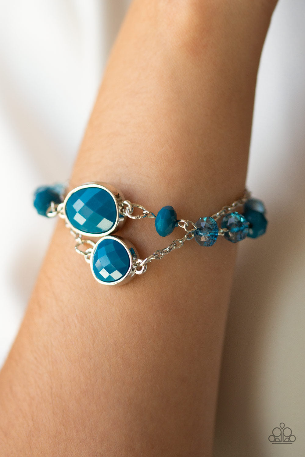 Paparazzi ♥ Crowd Pleaser - Blue ♥ Bracelet