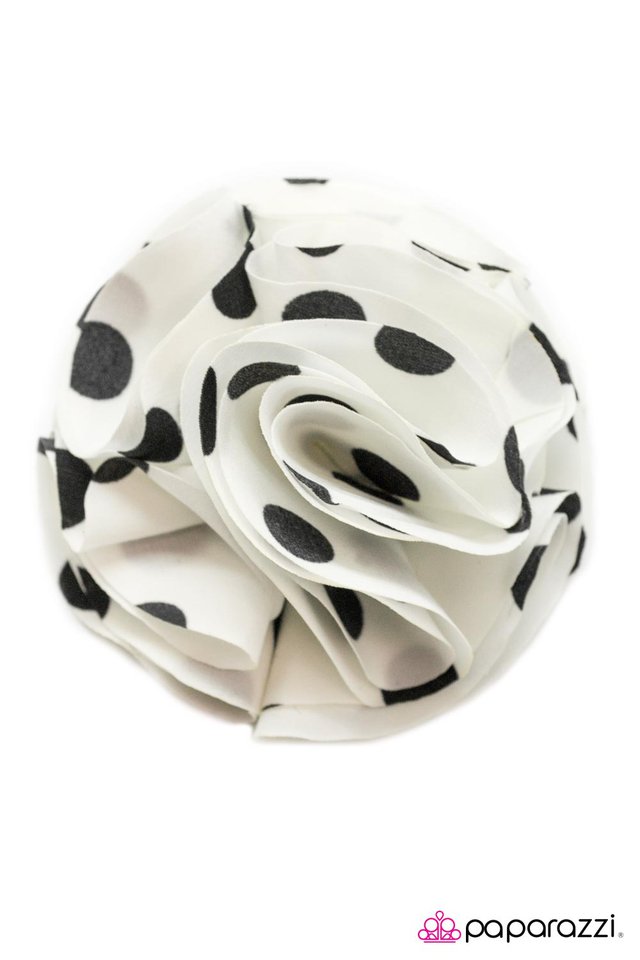 Paparazzi ♥ Candyland - White ♥ Hair Clip