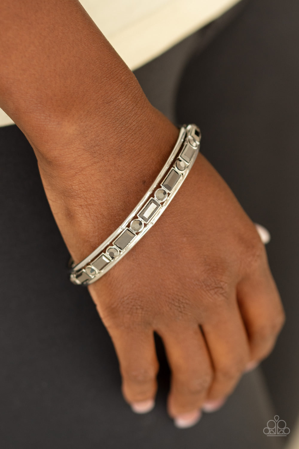 Paparazzi ♥ HEIR Toss - Silver ♥ Bracelet