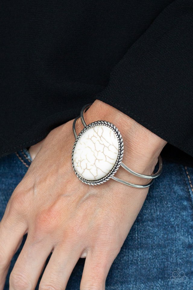 Paparazzi ♥ Colorado Canyoner - White ♥ Bracelet