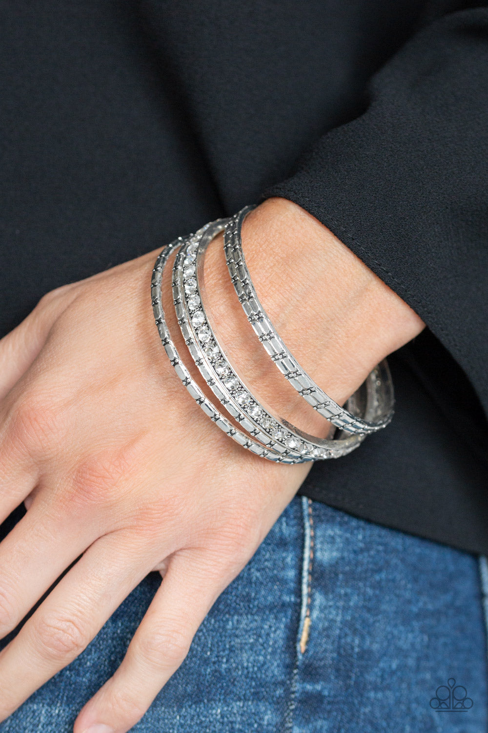 Paparazzi ♥ Glitzy Grunge - White ♥ Bracelet