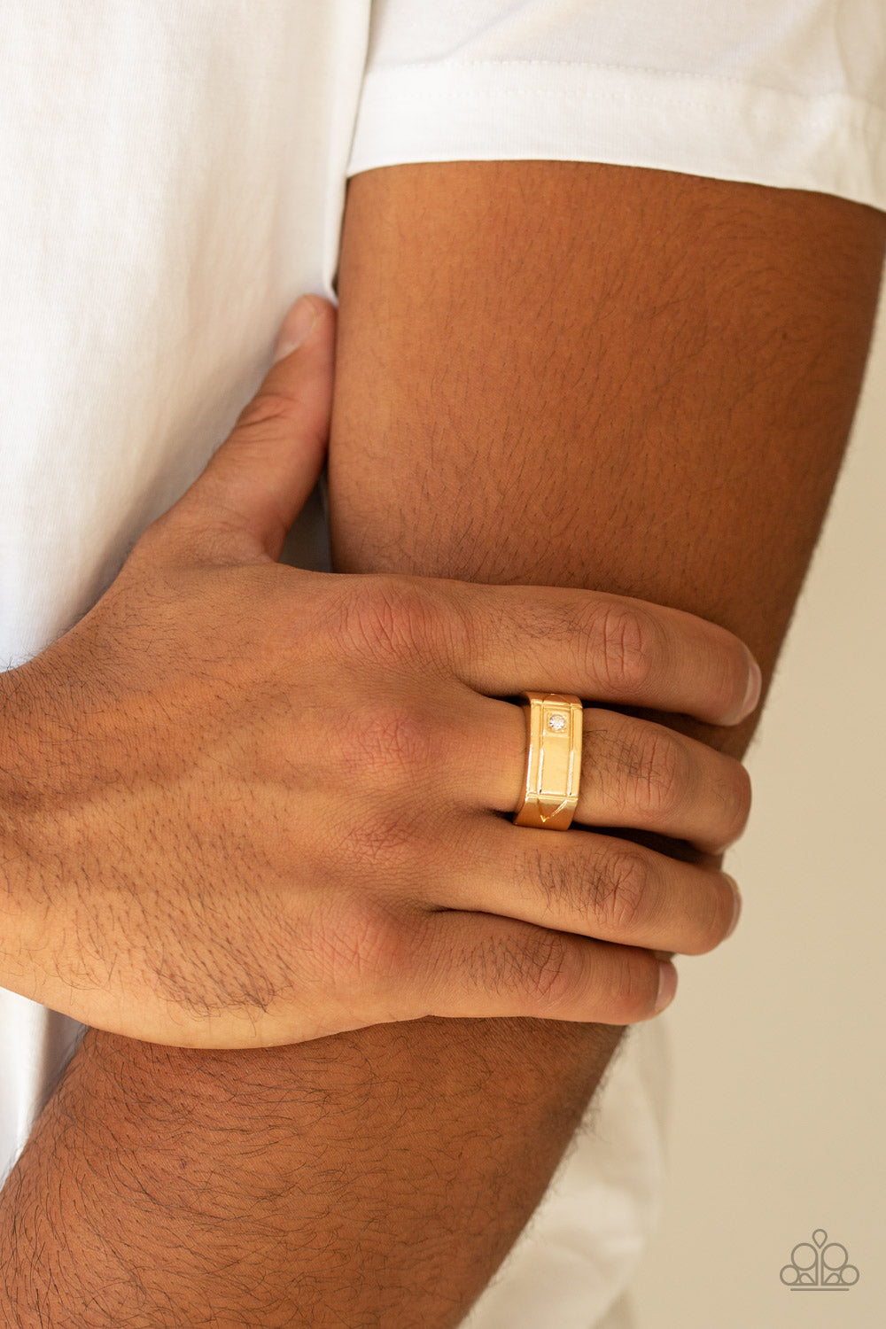 Paparazzi ♥ Atlas - Gold ♥ Ring