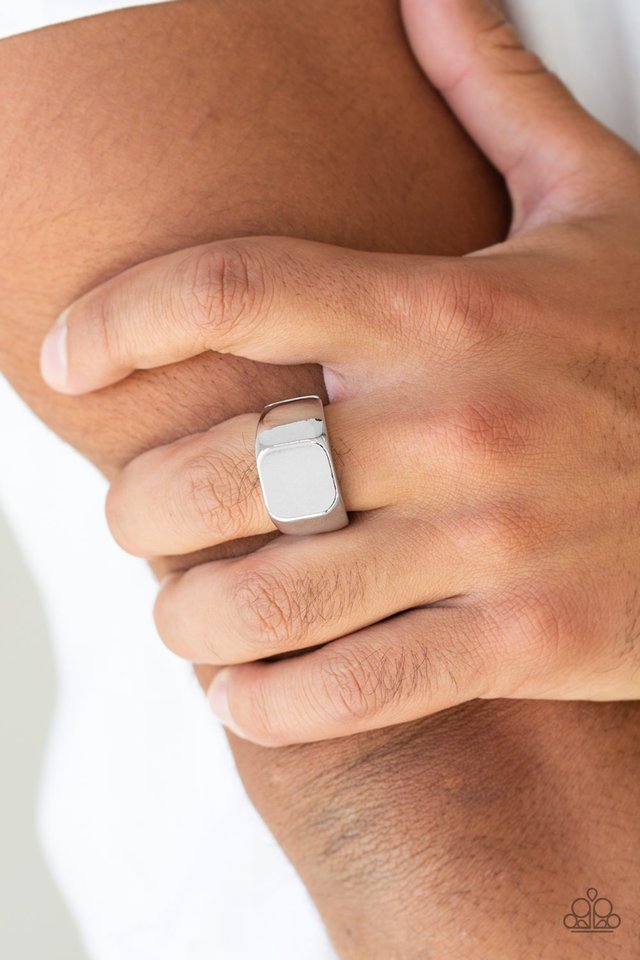 Paparazzi ♥ Blanked Out - Silver ♥ Ring