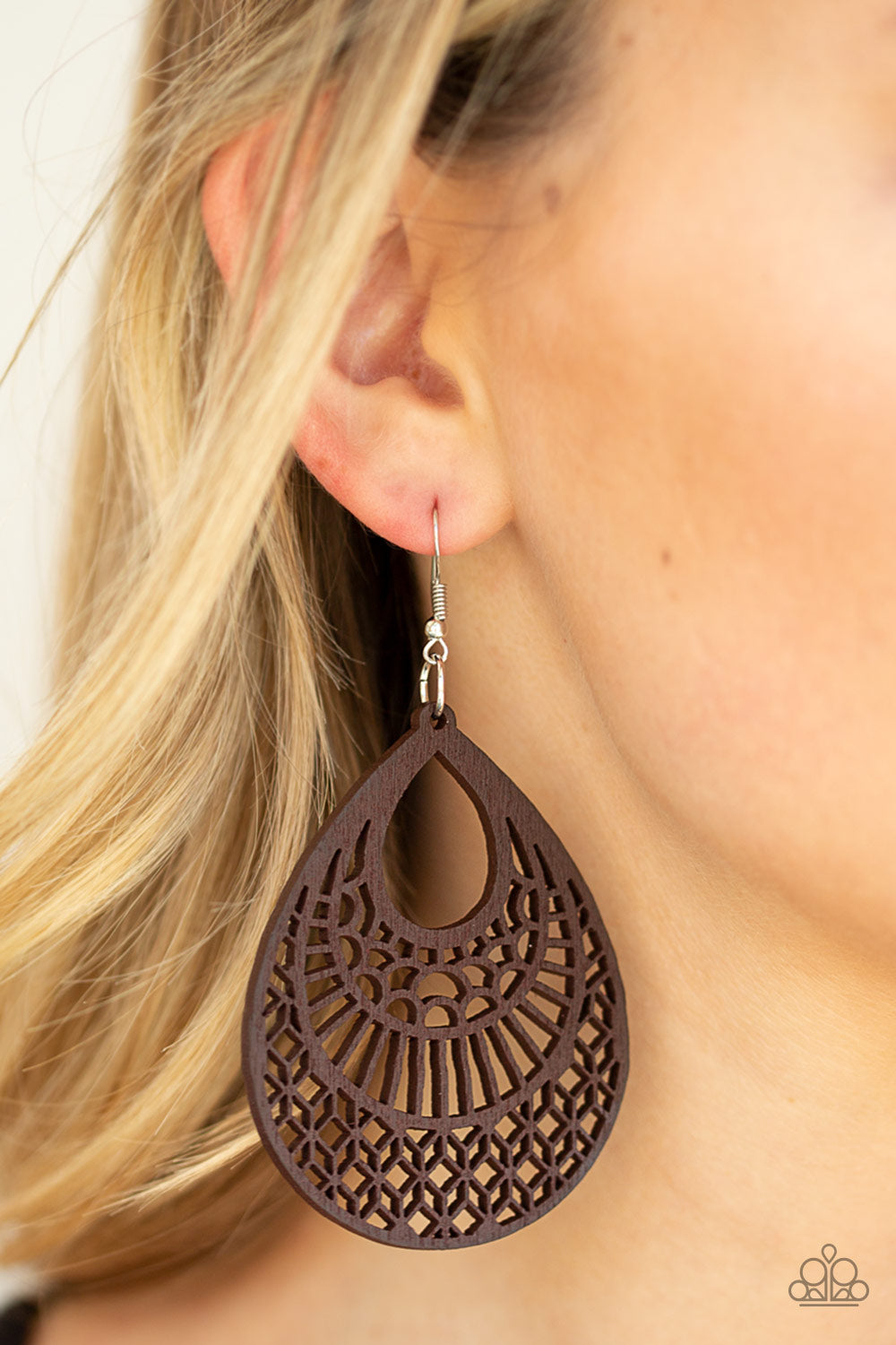 Paparazzi ♥ Shoulda Coulda WOODa - Brown ♥ Earrings