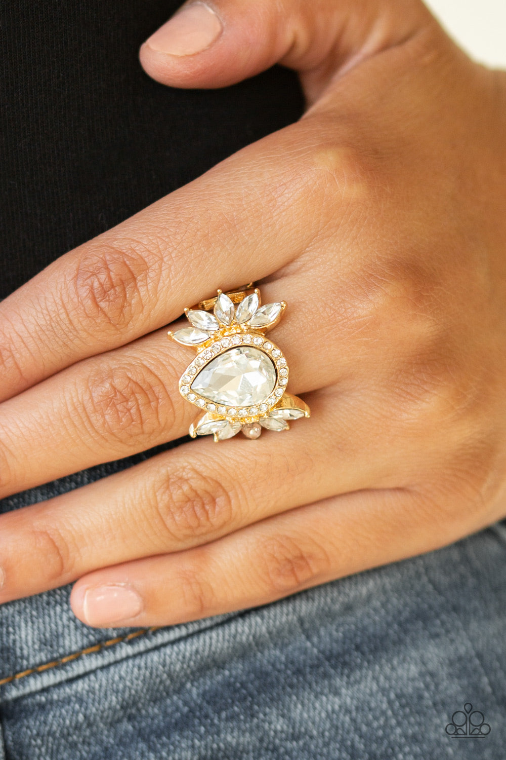 Paparazzi ♥ Really Regal - Gold ♥ Ring