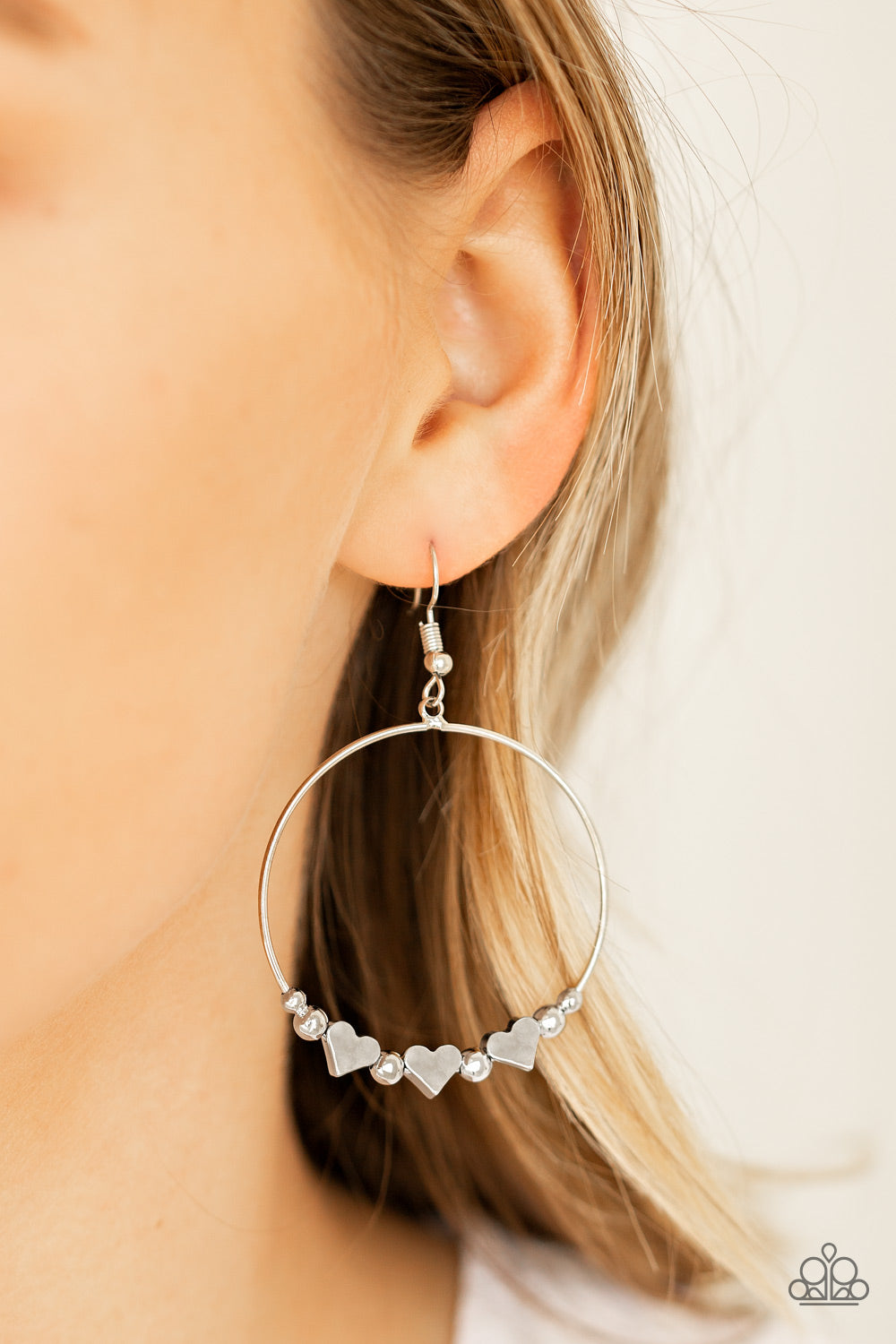 Paparazzi ♥ I Cant HEART You - Silver ♥ Earrings