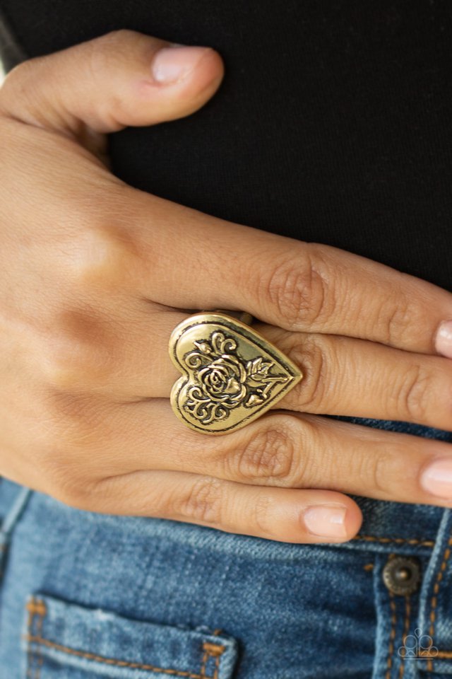 Paparazzi ♥ Beloved Bloom - Brass ♥ Ring