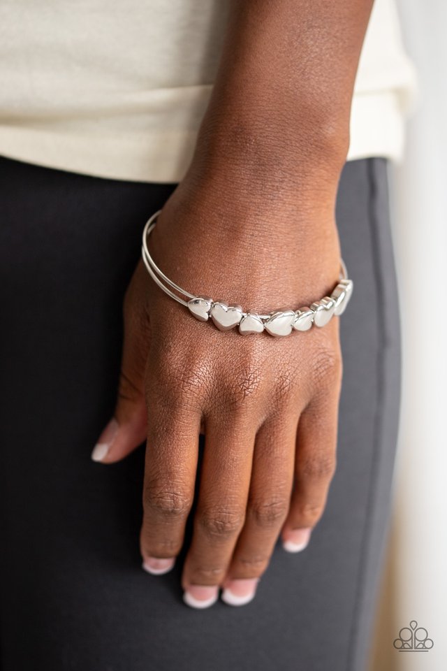 Paparazzi ♥ Totally Tenderhearted - Silver ♥ Bracelet