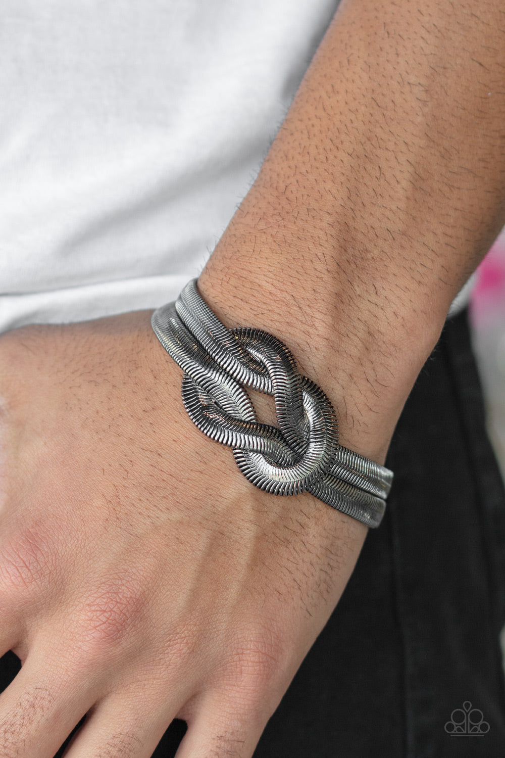 Paparazzi ♥ To The Max - Black ♥ Bracelet