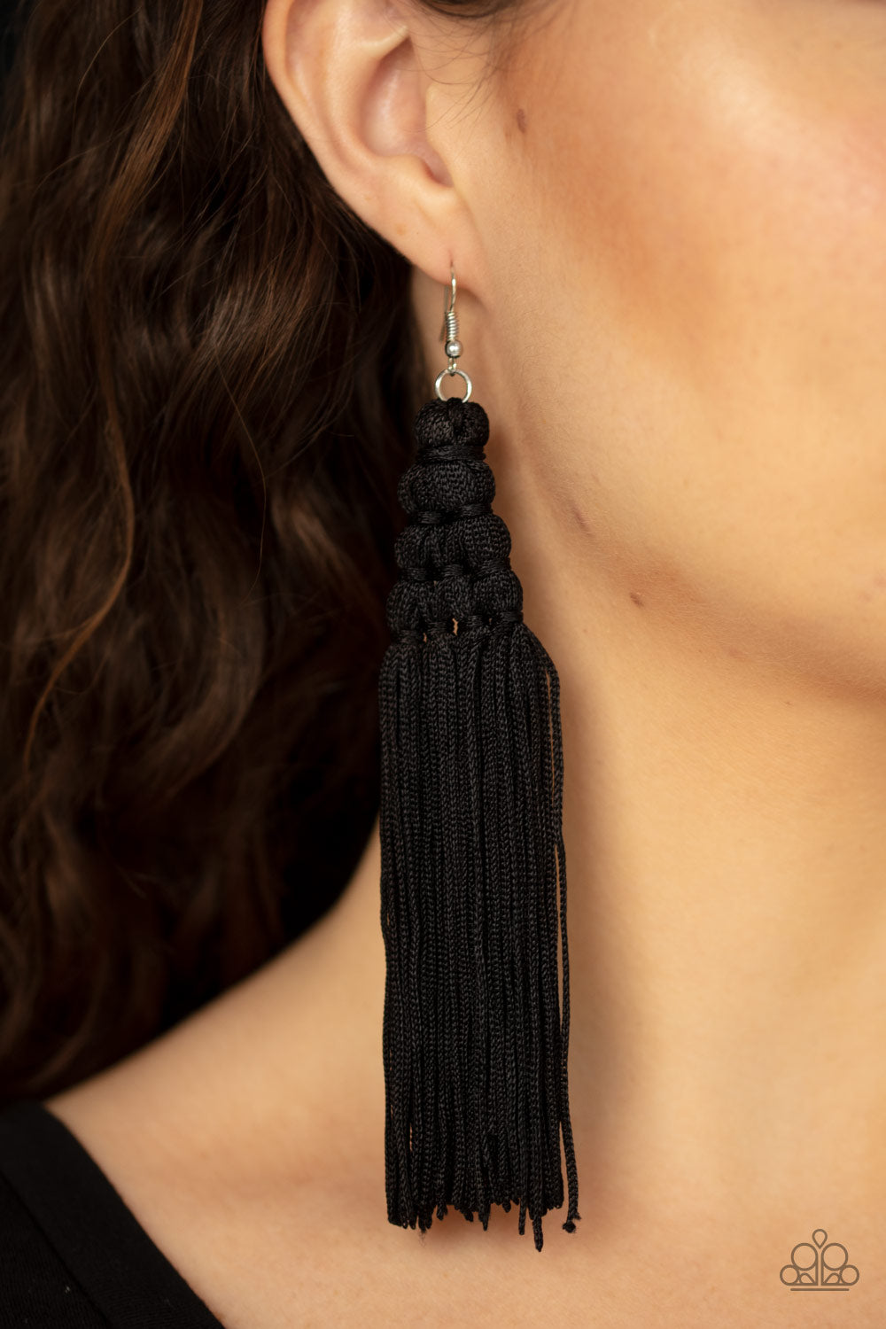 Paparazzi ♥ Magic Carpet Ride - Black ♥ Earrings