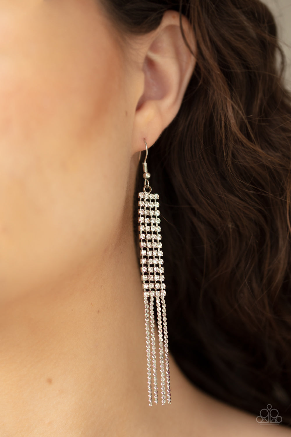 Paparazzi ♥ Rhinestone Romance - White ♥ Earrings