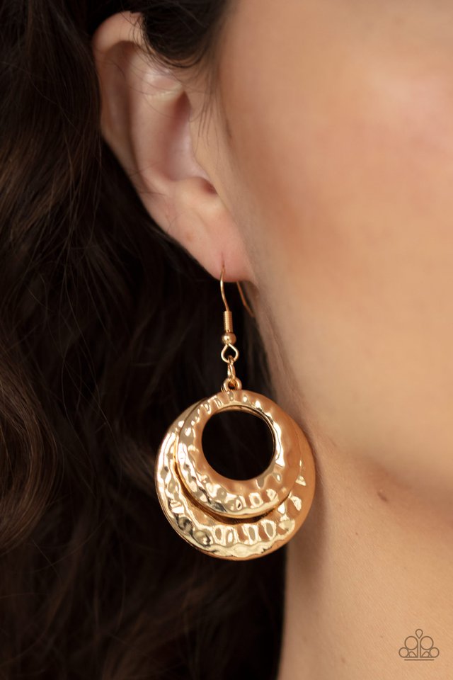 Paparazzi ♥ Perfectly Imperfect - Gold ♥ Earrings