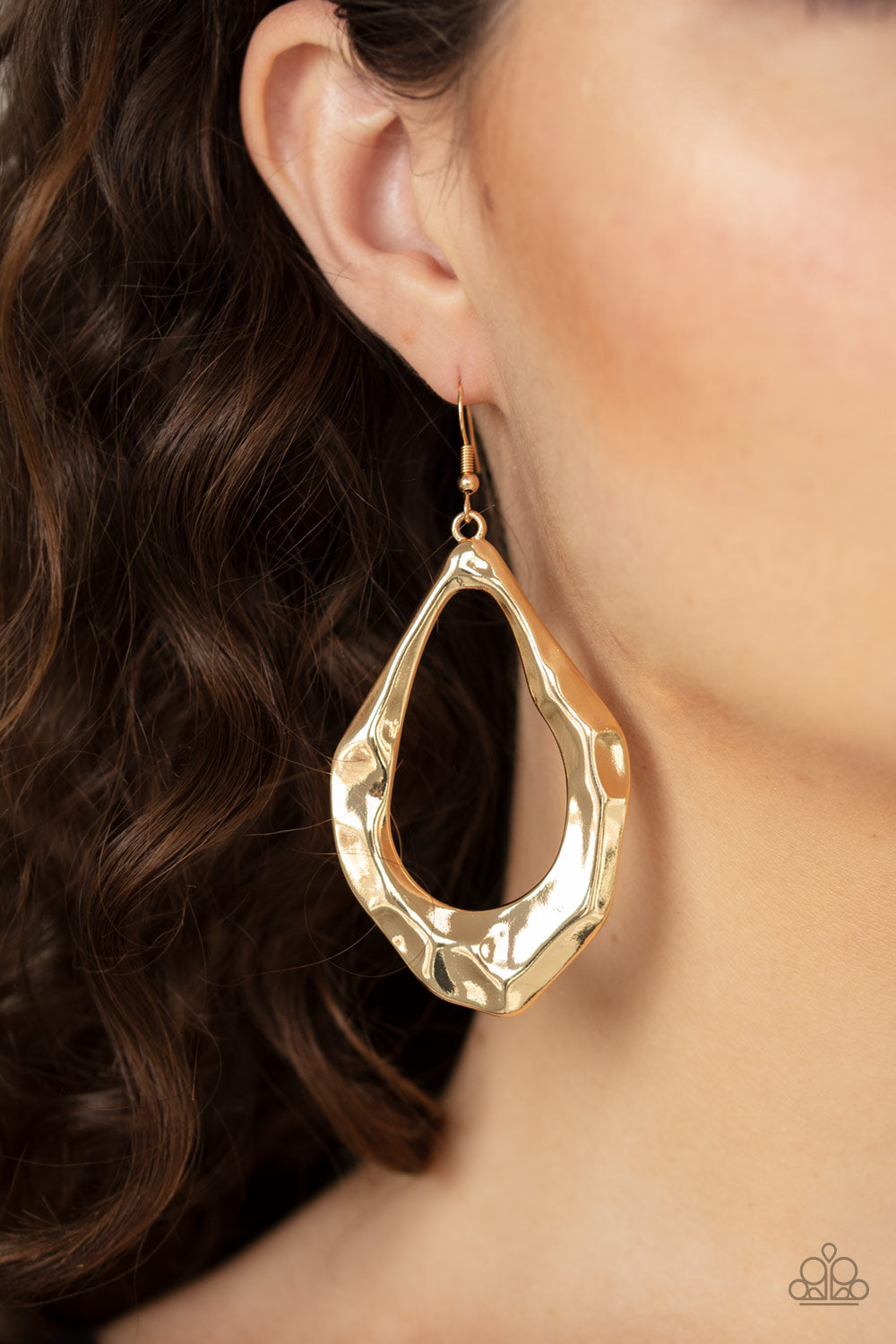 Paparazzi ♥ Industrial Imperfection - Gold ♥ Earrings