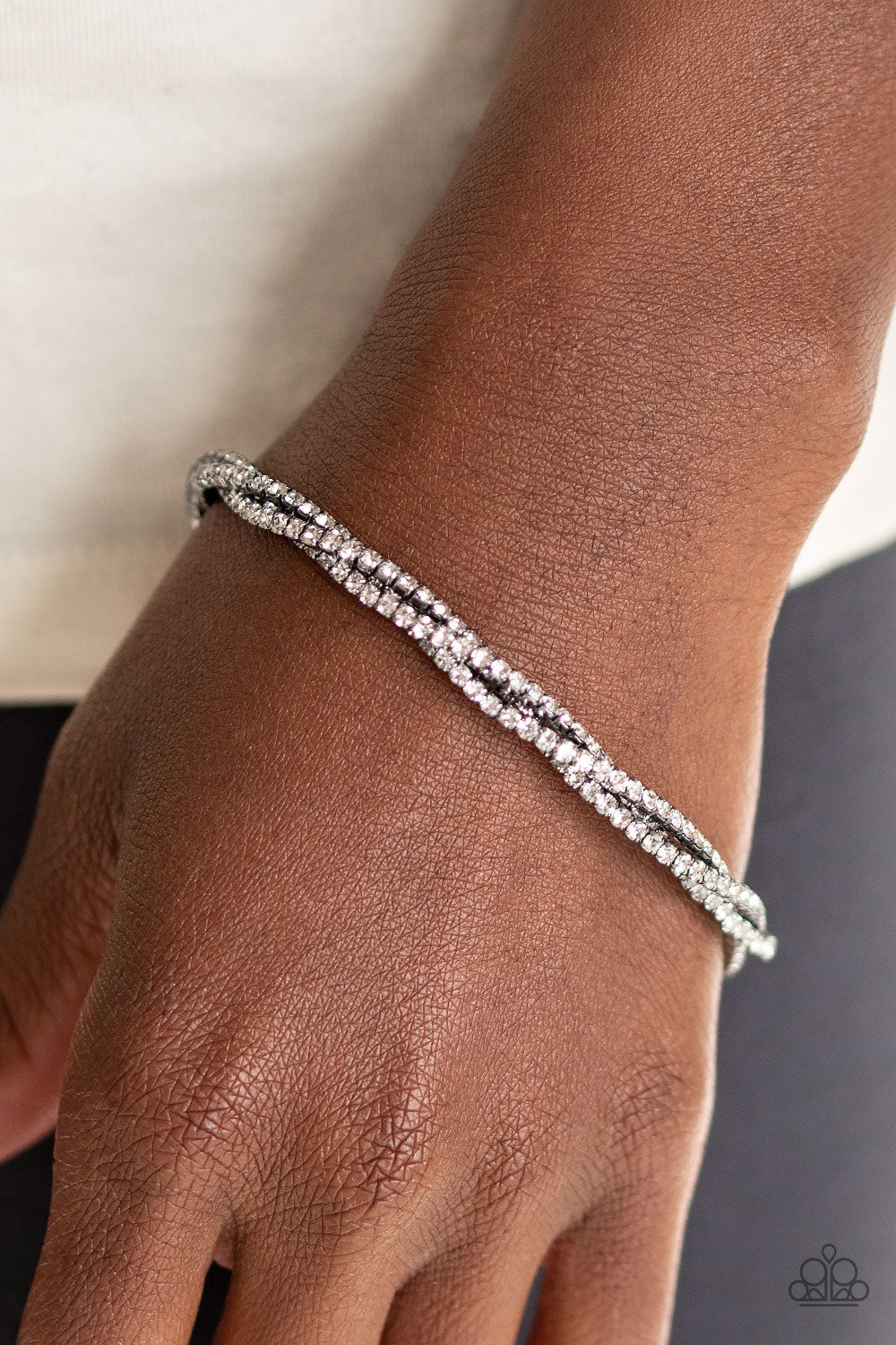 Paparazzi ♥ Glitzy Gleam - Black ♥ Bracelet