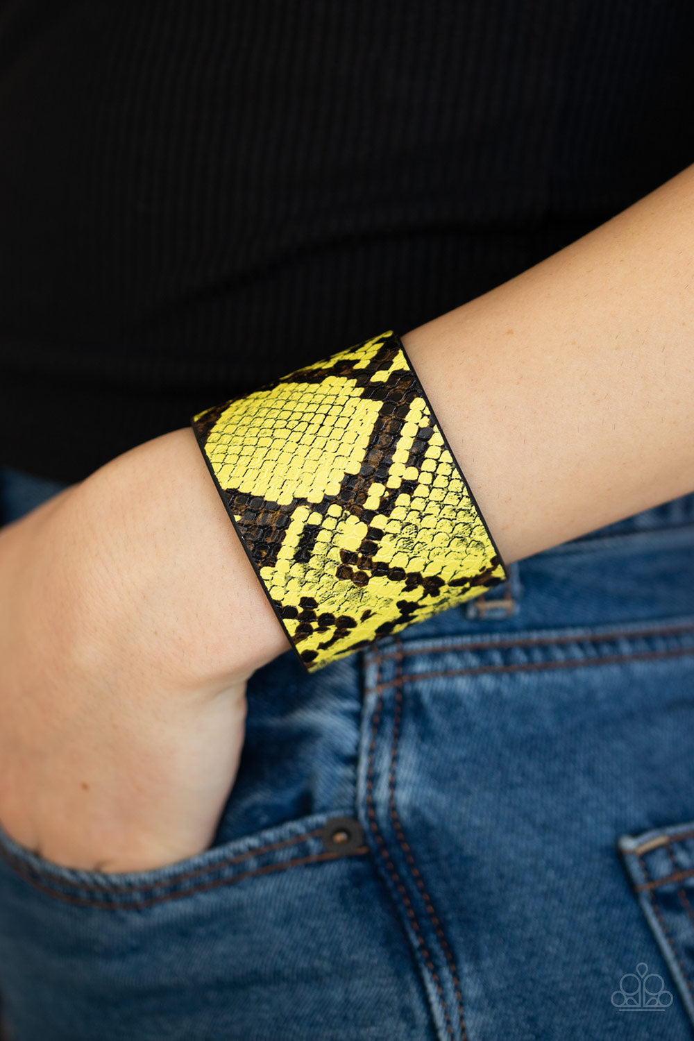 Paparazzi ♥ The Rest Is HISS-tory - Yellow ♥ Bracelet