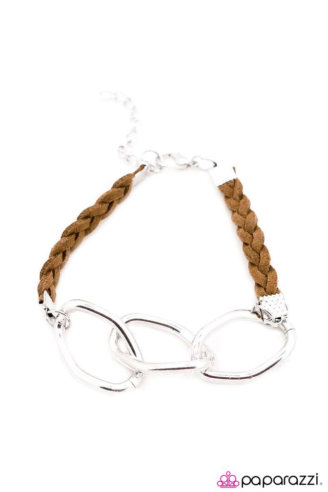 Paparazzi ♥ Caught in the Middle - Brown ♥ Bracelet