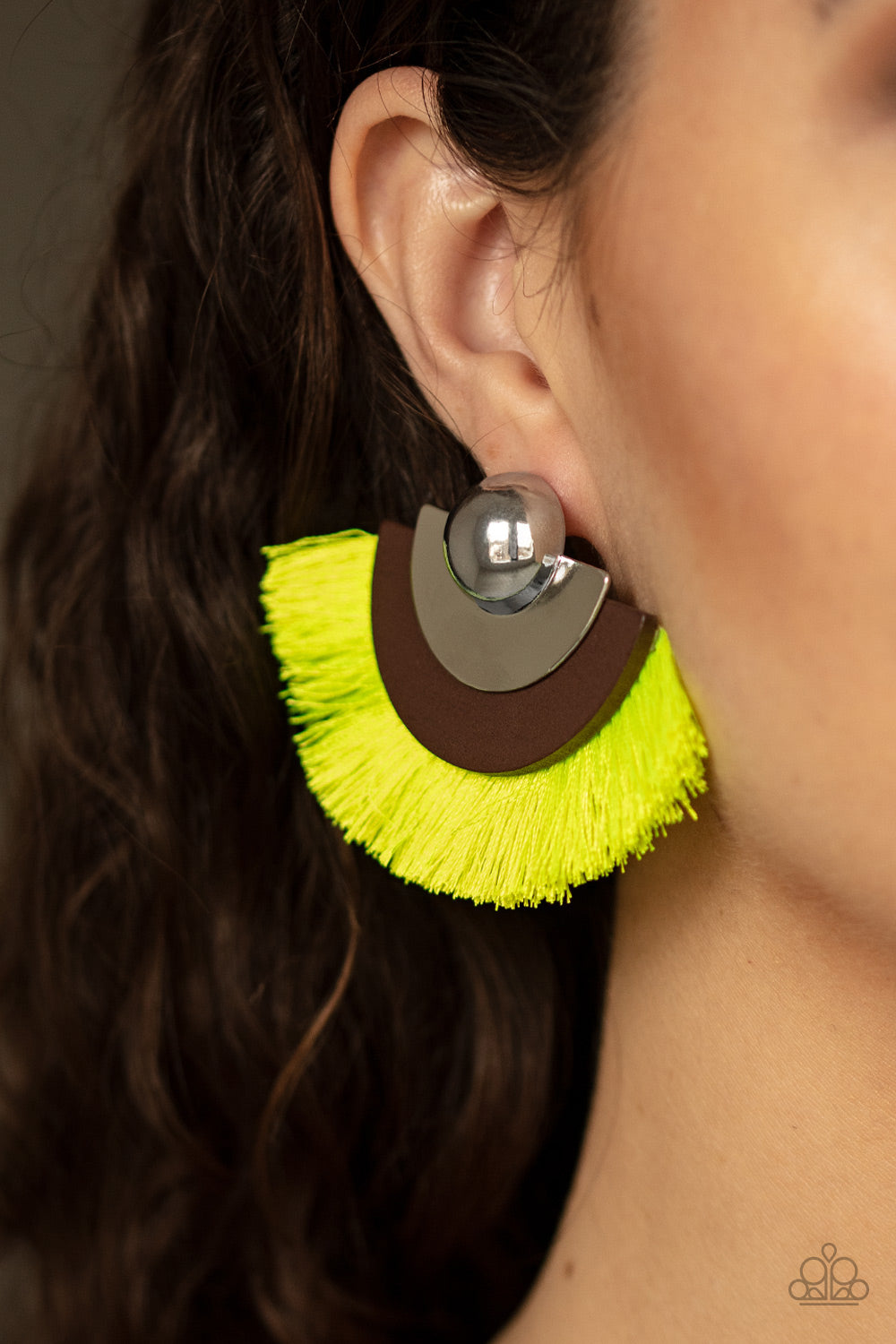 Paparazzi ♥ Fan The FLAMBOYANCE - Yellow ♥ Post Earrings