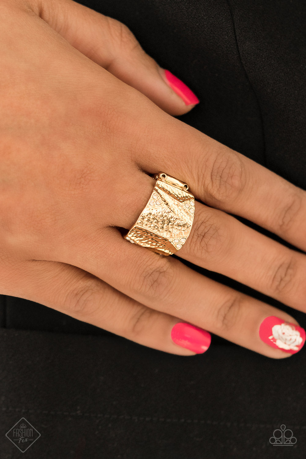 Paparazzi ♥ Industrial Indentation ♥ Ring