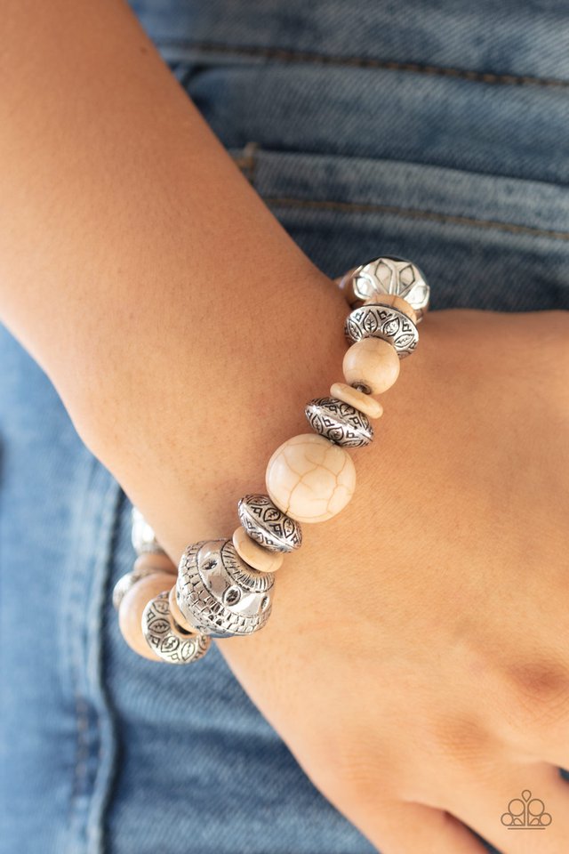 Paparazzi ♥ Majestic Masonry - Brown ♥ Bracelet