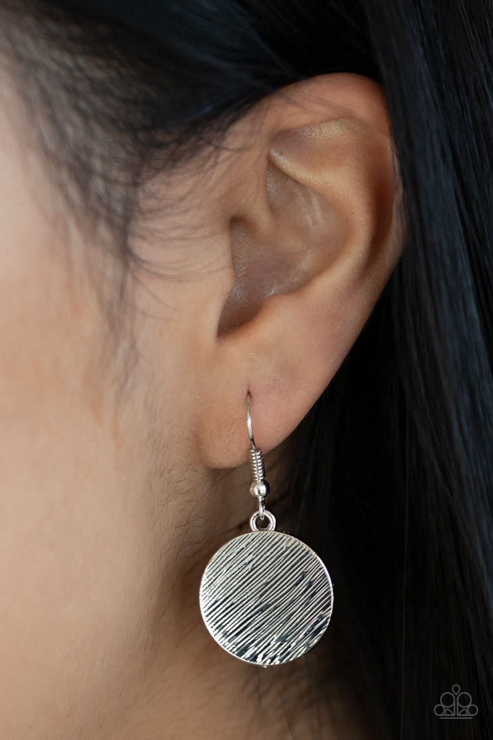 Paparazzi ♥ Stop and Reflect - Silver ♥ Necklace