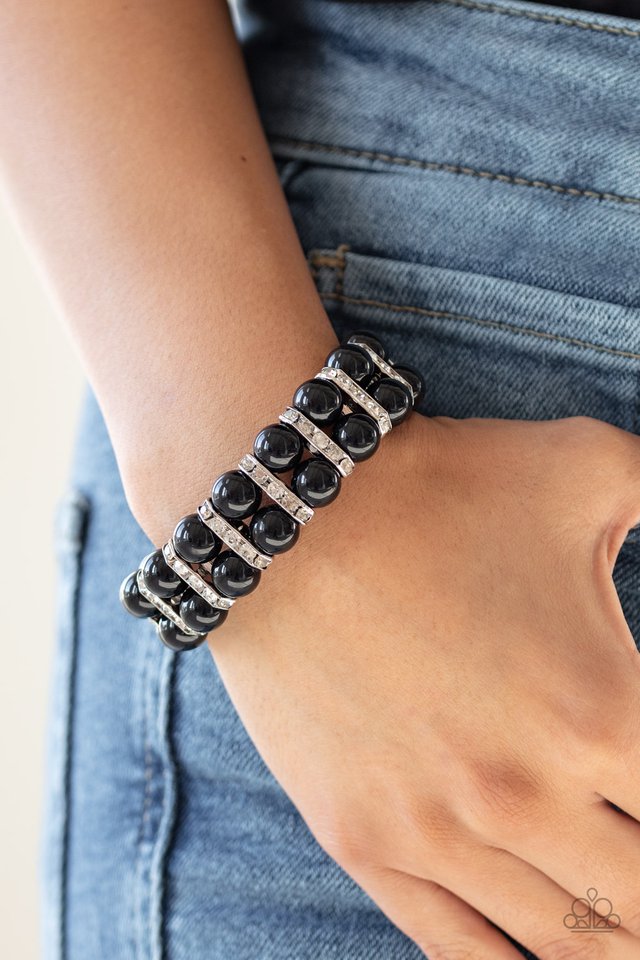 Paparazzi ♥ Glowing Glam - Black ♥ Bracelet