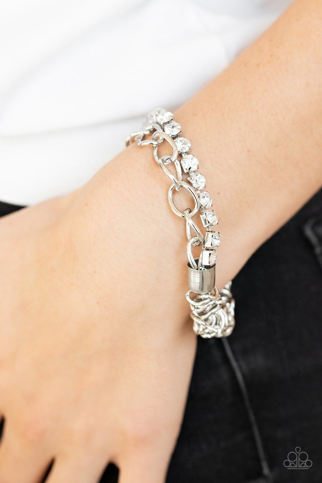 Paparazzi ♥ Glamour Grid - White ♥ Bracelet