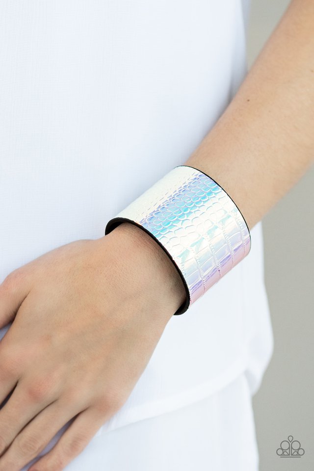 Paparazzi ♥ Chroma Croc - Multi ♥ Bracelet