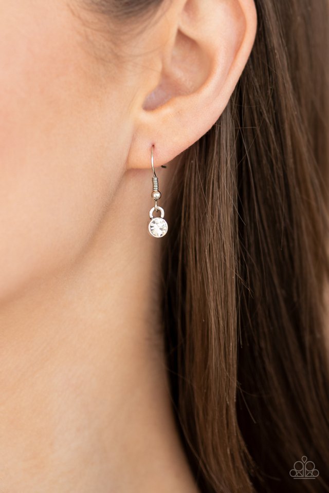 Paparazzi ♥ Lovely Luminosity - White ♥ Lanyard