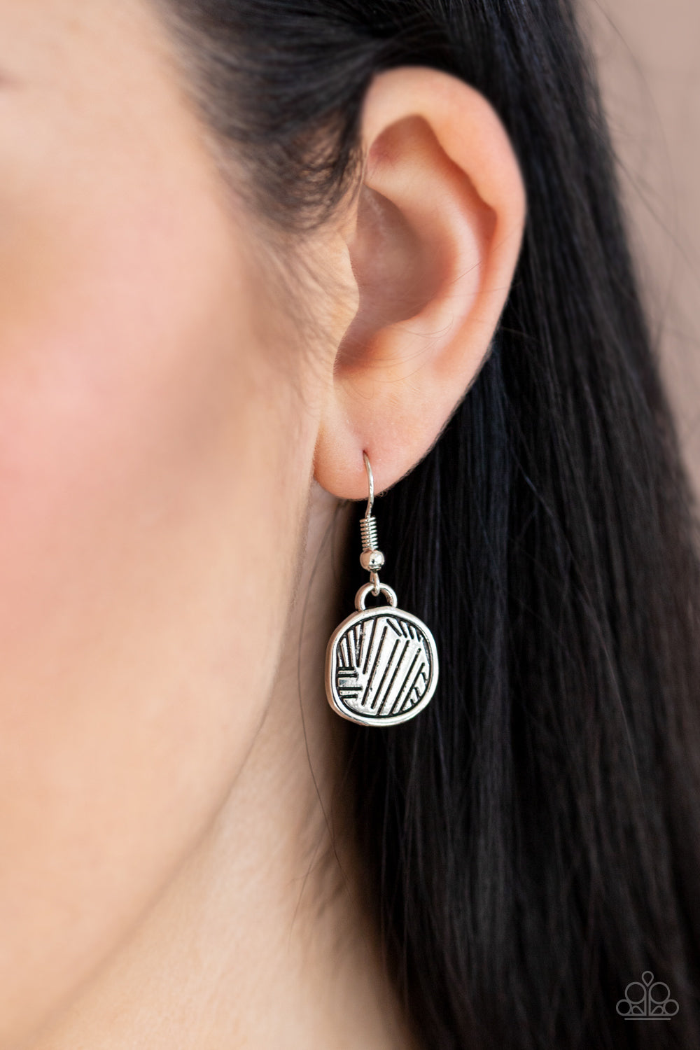 Paparazzi ♥ Metallic Patchwork - Silver ♥ Necklace