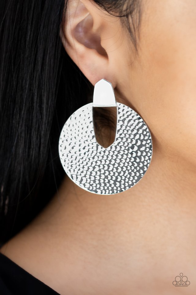 Paparazzi ♥ Bold Intentions - Silver ♥ Post Earrings