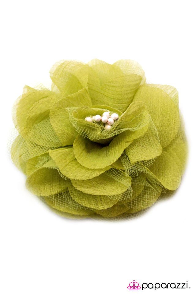 Paparazzi ♥ Tiger Lily - Green ♥ Hair Clip