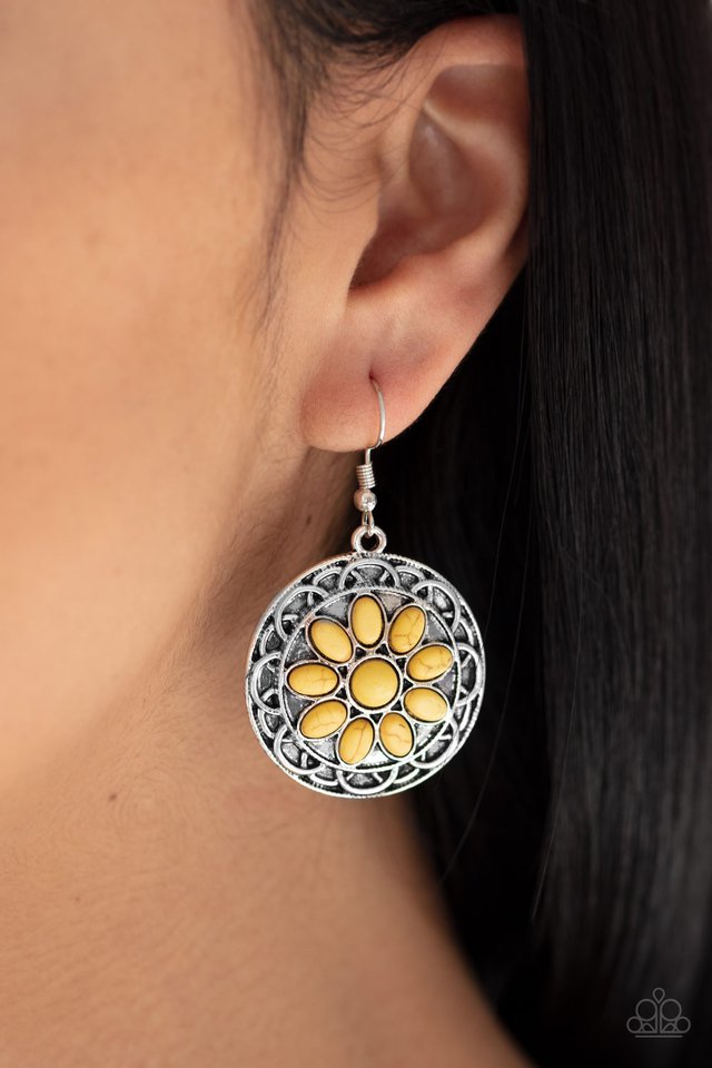 Paparazzi ♥ Mesa Oasis - Yellow ♥ Earrings
