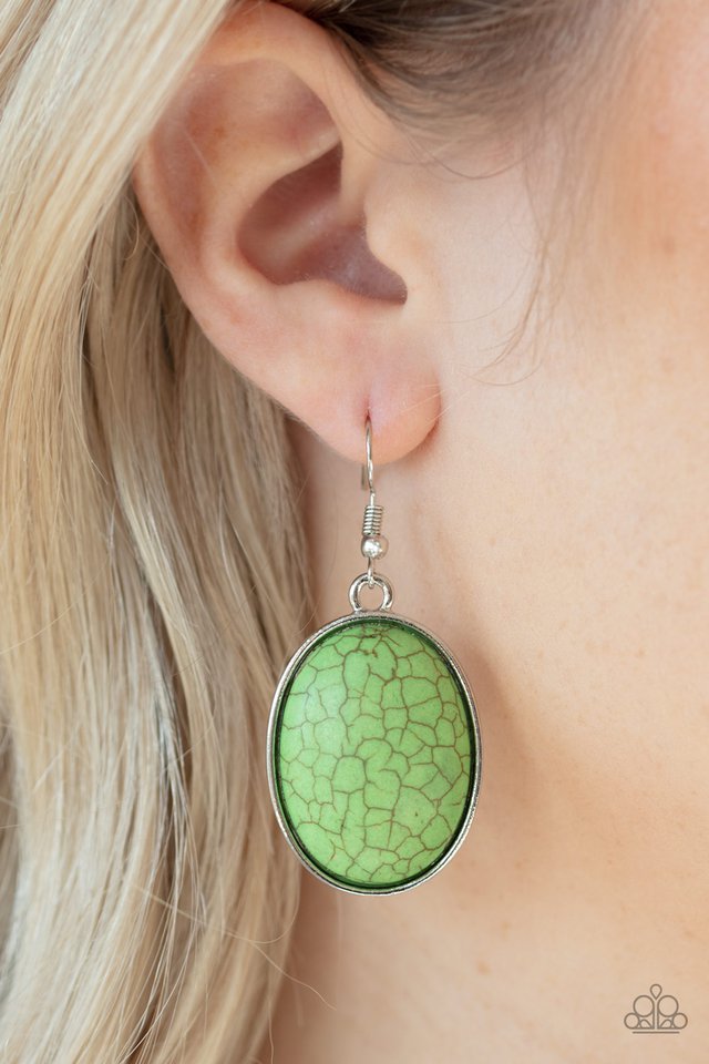 Paparazzi ♥ Serenely Sediment - Green ♥ Earrings