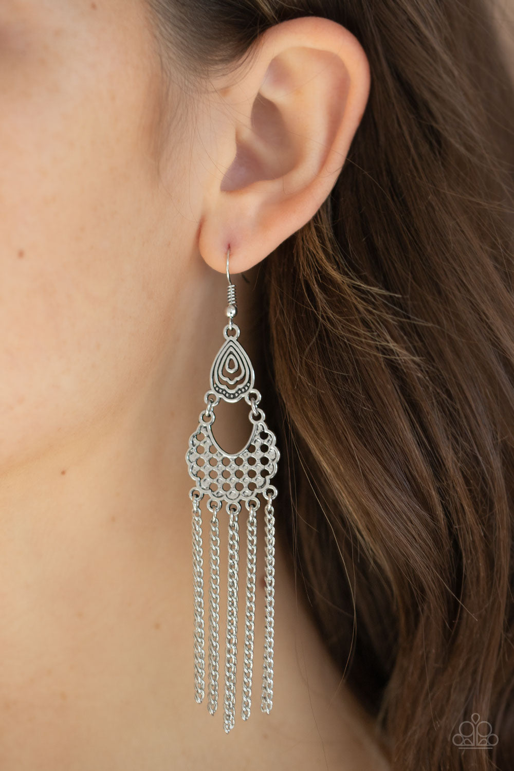 Paparazzi ♥ Insane Chain - Silver ♥ Earrings