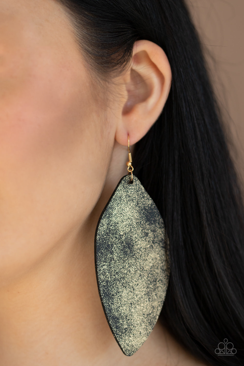 Paparazzi ♥ Serenely Smattered - Gold ♥ Earrings