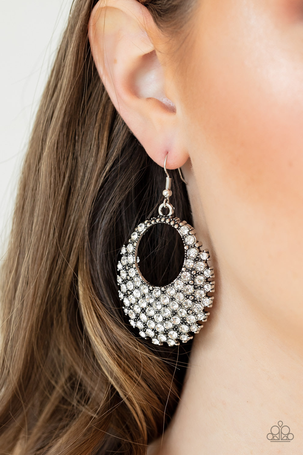 Paparazzi ♥ Fierce Flash - White ♥ Earrings