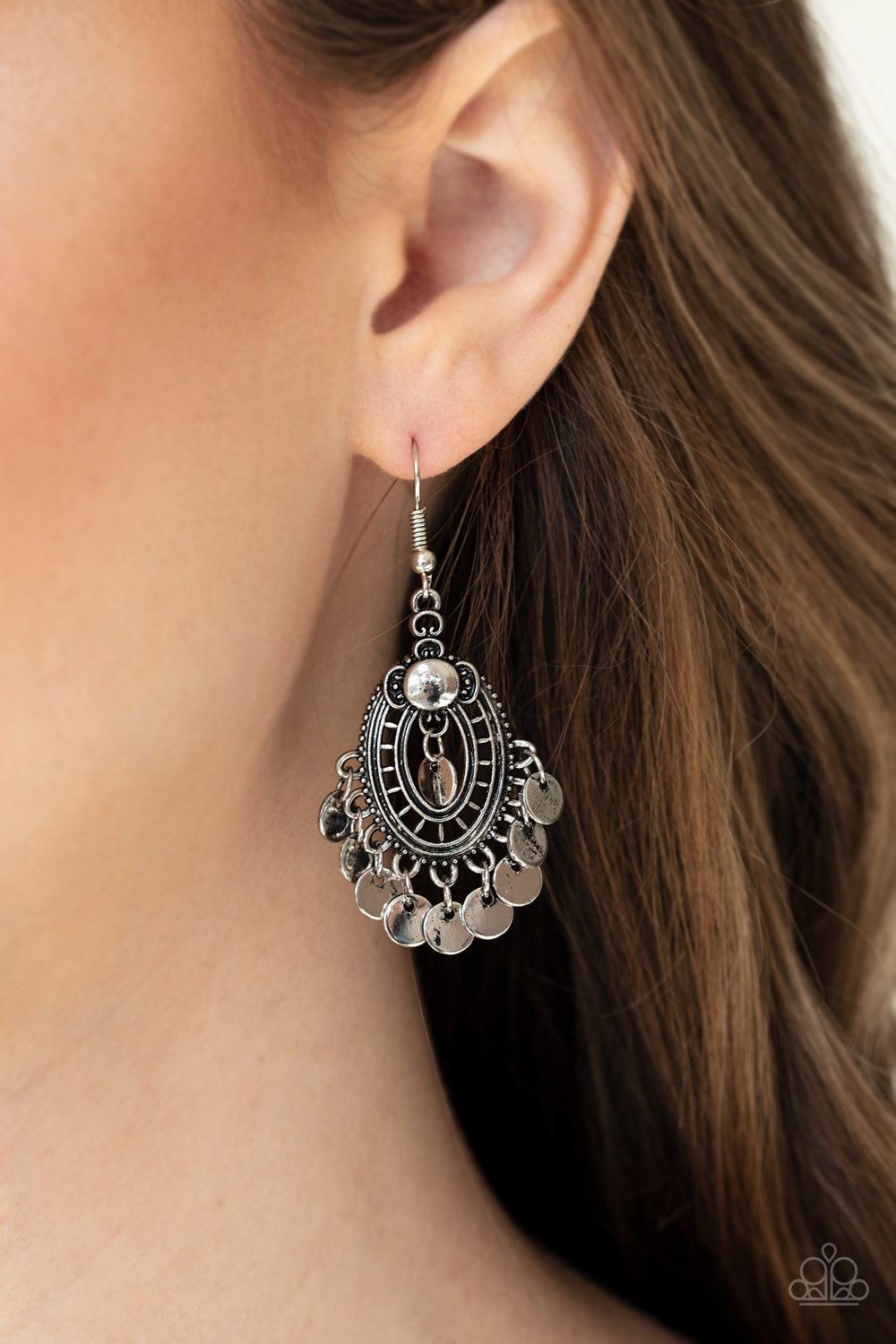 Paparazzi ♥ Chime Chic - Silver ♥ Earrings