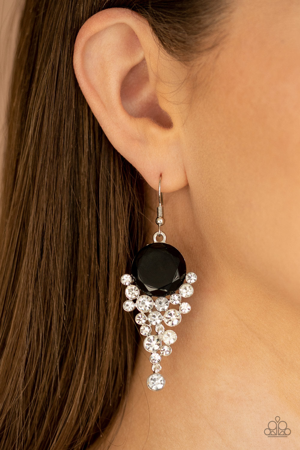 Paparazzi ♥ Elegantly Effervescent - Black ♥ Earrings