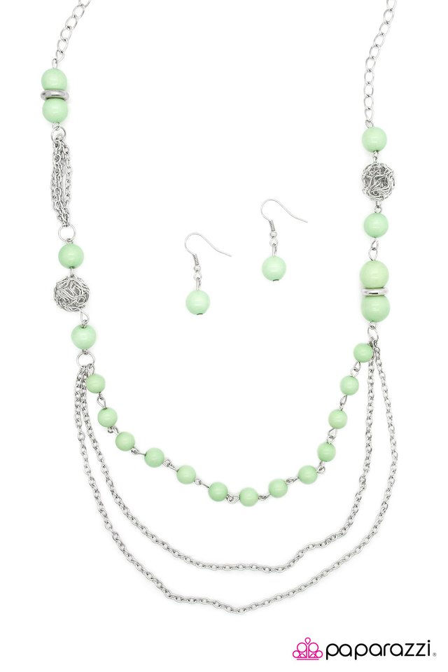 Paparazzi ♥ Well Spent - Green ♥ Necklace