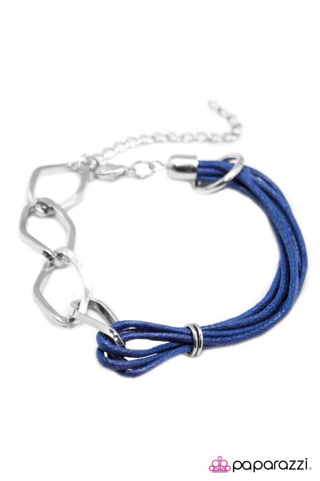 Paparazzi ♥ Hitching A Ride - Blue ♥ Bracelet