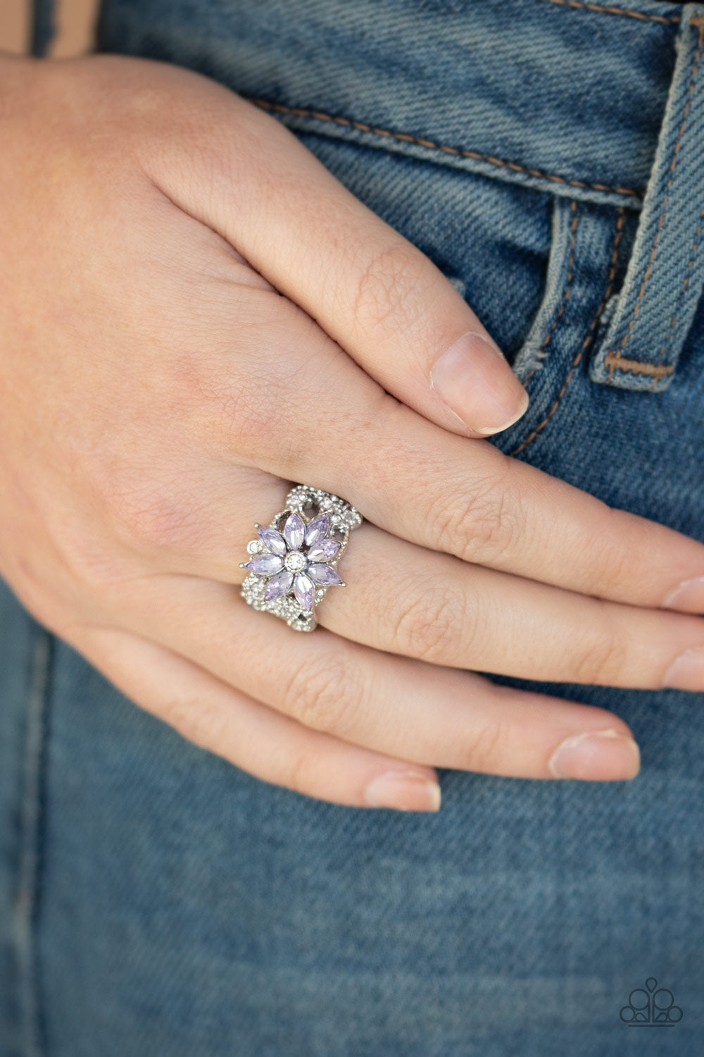 Paparazzi ♥ Brilliantly Blooming - Purple ♥ Ring